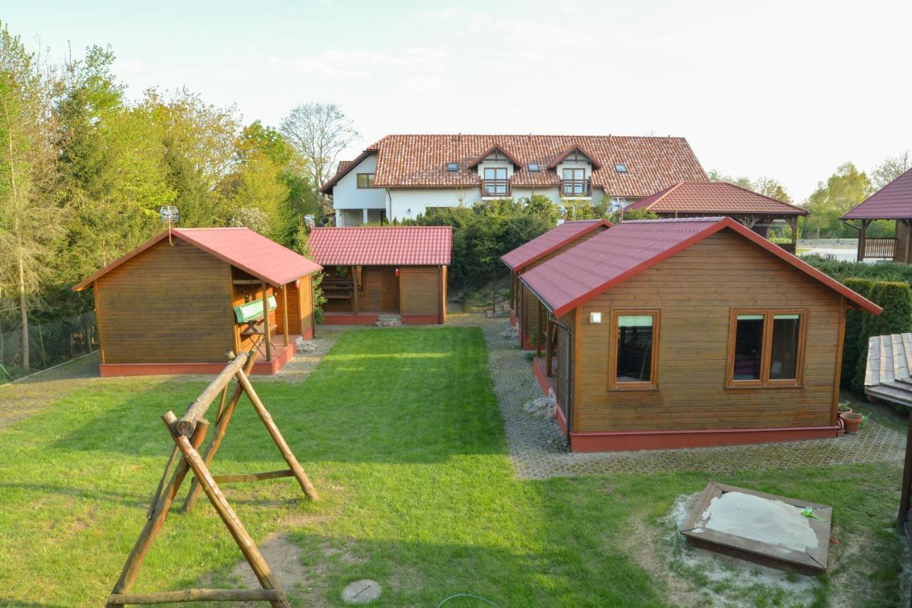 Jantar Pokoje I Domki U Reni Esterno foto